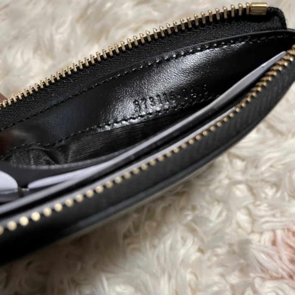 Authentic Gucci Plutone Black Soft Calf Leather Logo Three Quarter Zip W… - Picture 9 of 12
